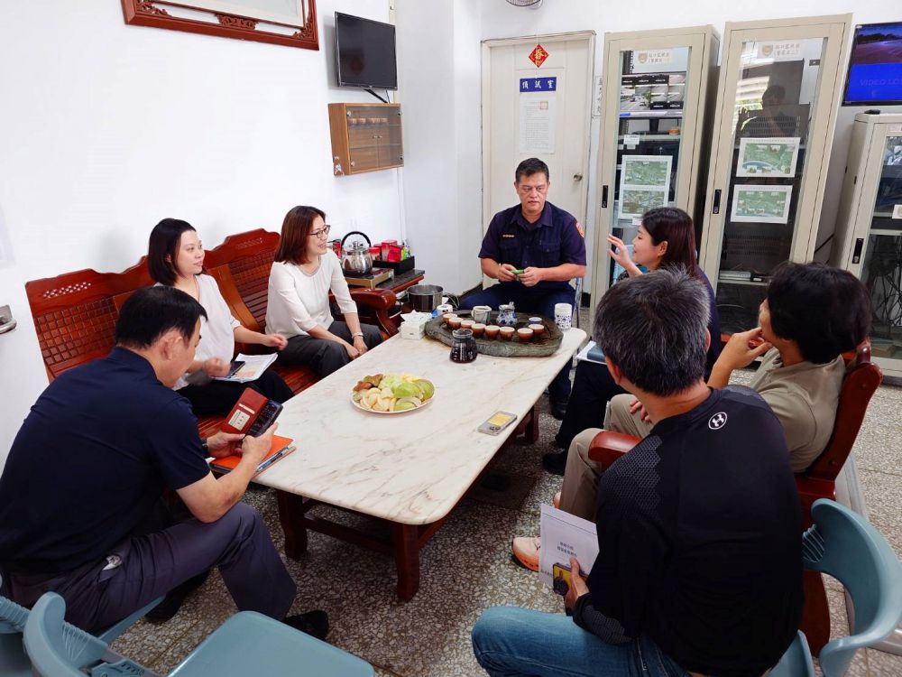 【深入基層建構聯防網絡 檢警合擊斬斷不法介選 花蓮地檢署檢察長率隊前往派出所召開「115年地方公職人員選舉查察檢警分區座談會」】缩略图