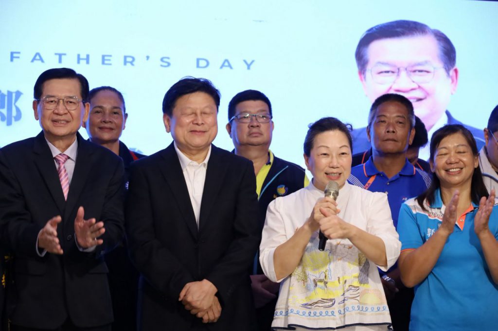 【新城鄉115年度模範父親暨孝悌楷模表揚 何禮臺:父愛是撐起家庭的支柱恭喜模範父親成為典範】插图2 【新城鄉115年度模範父親暨孝悌楷模表揚 何禮臺:父愛是撐起家庭的支柱恭喜模範父親成為典範】插图2