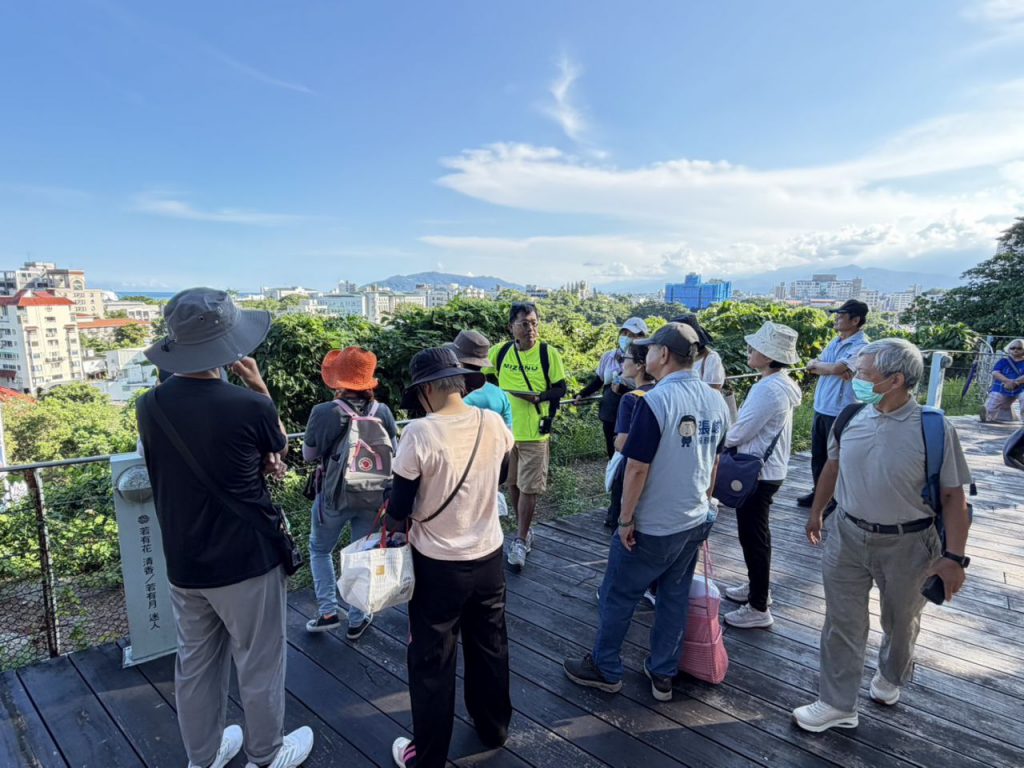【「議長帶您遊花蓮」美崙溪、花崗山漫步尋幽張峻邀遊客成為花蓮文化觀光代言人】插图2