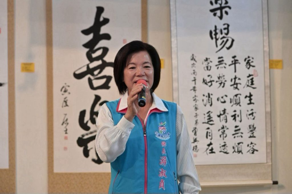 【115年舞墨書藝聯展隆重開展 吉安攜宜花東書藝家展墨香 游淑貞推動生活即藝術、藝術即生活 讓藝術融入居民日常】插图