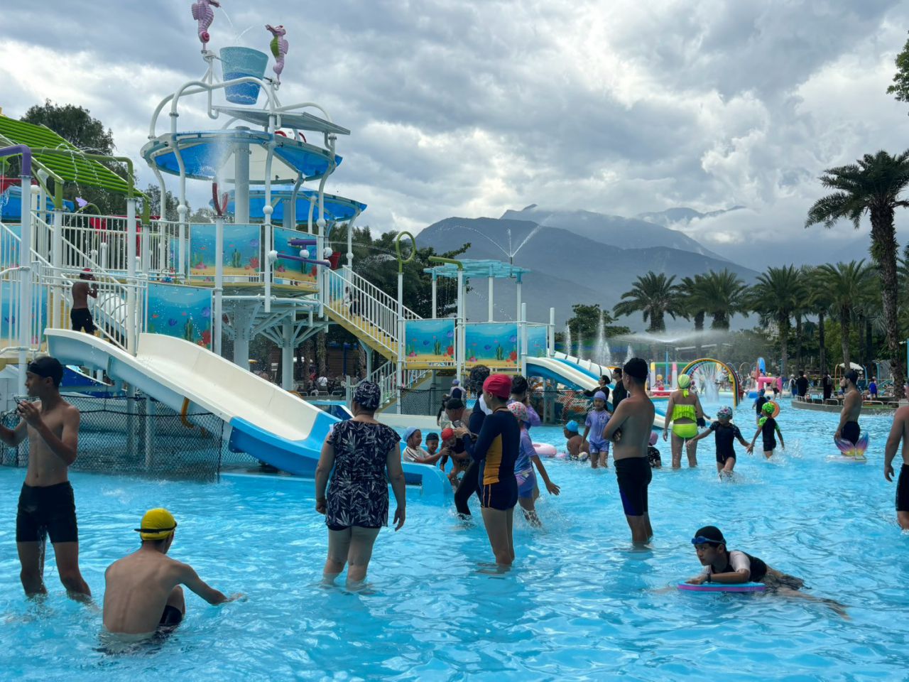 【夏日限定倒數中！知卡宣戲水區開放至8月23日 把握暑假最後戲水時光】缩略图