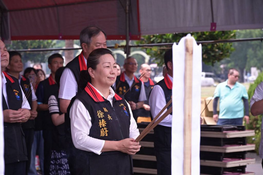 【凝聚團隊攜手守護地方 花蓮縣府中元環保祈福 祈求百業興旺】插图
