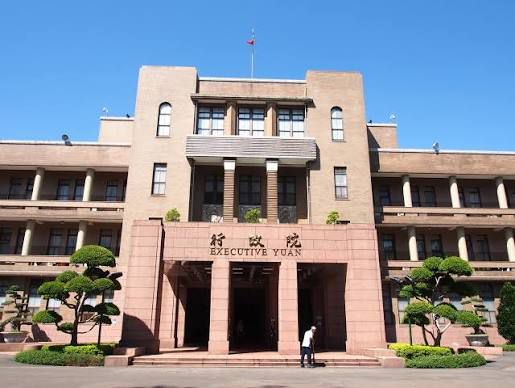 【全民論壇】民意三問韓國瑜：當行政院藐視立法院，你看見了嗎？你制止了嗎？你同意了嗎？插图1