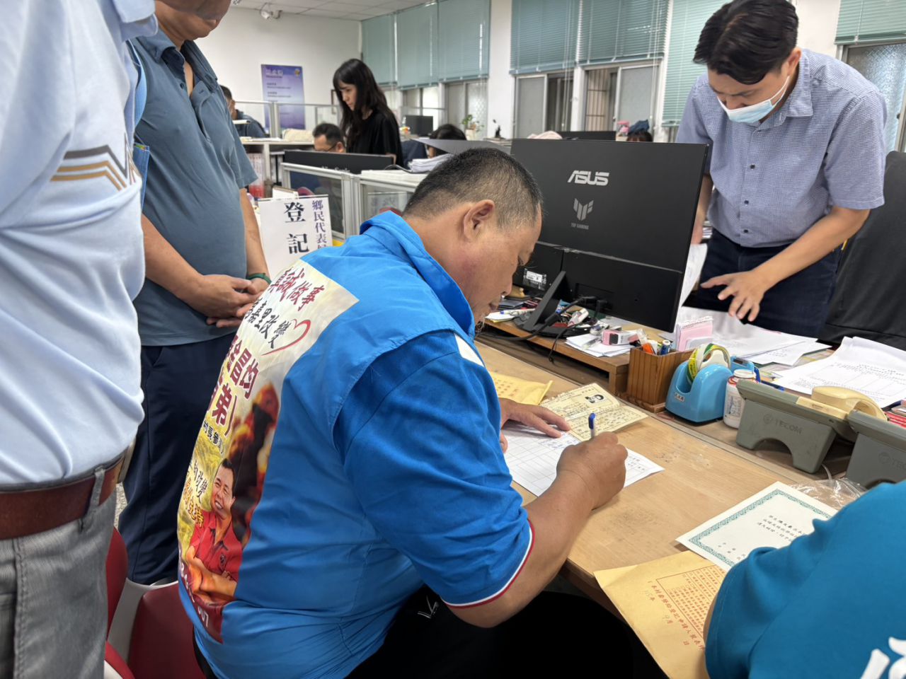 【打火兄弟注入新力量》李金昌均登記參選新城鄉第一大村嘉里村長 】缩略图