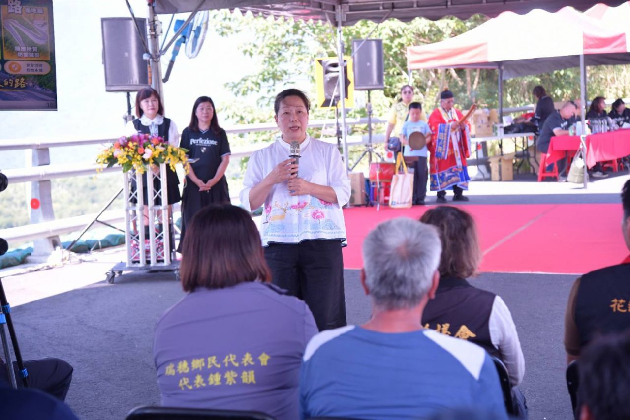 【中南區交通生命線安全提升亮點升級！花64線2K-22K彎道改善及道路安全提升工程（第二期）工程完工】插图
