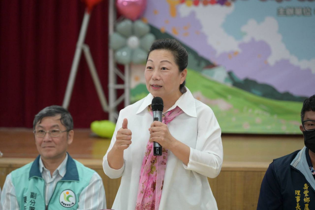 【歡慶家政70載 縣長徐榛蔚走訪壽豐鄉農會、玉溪農會聯合成果展】https://ppt.cc/fFpl1x插图