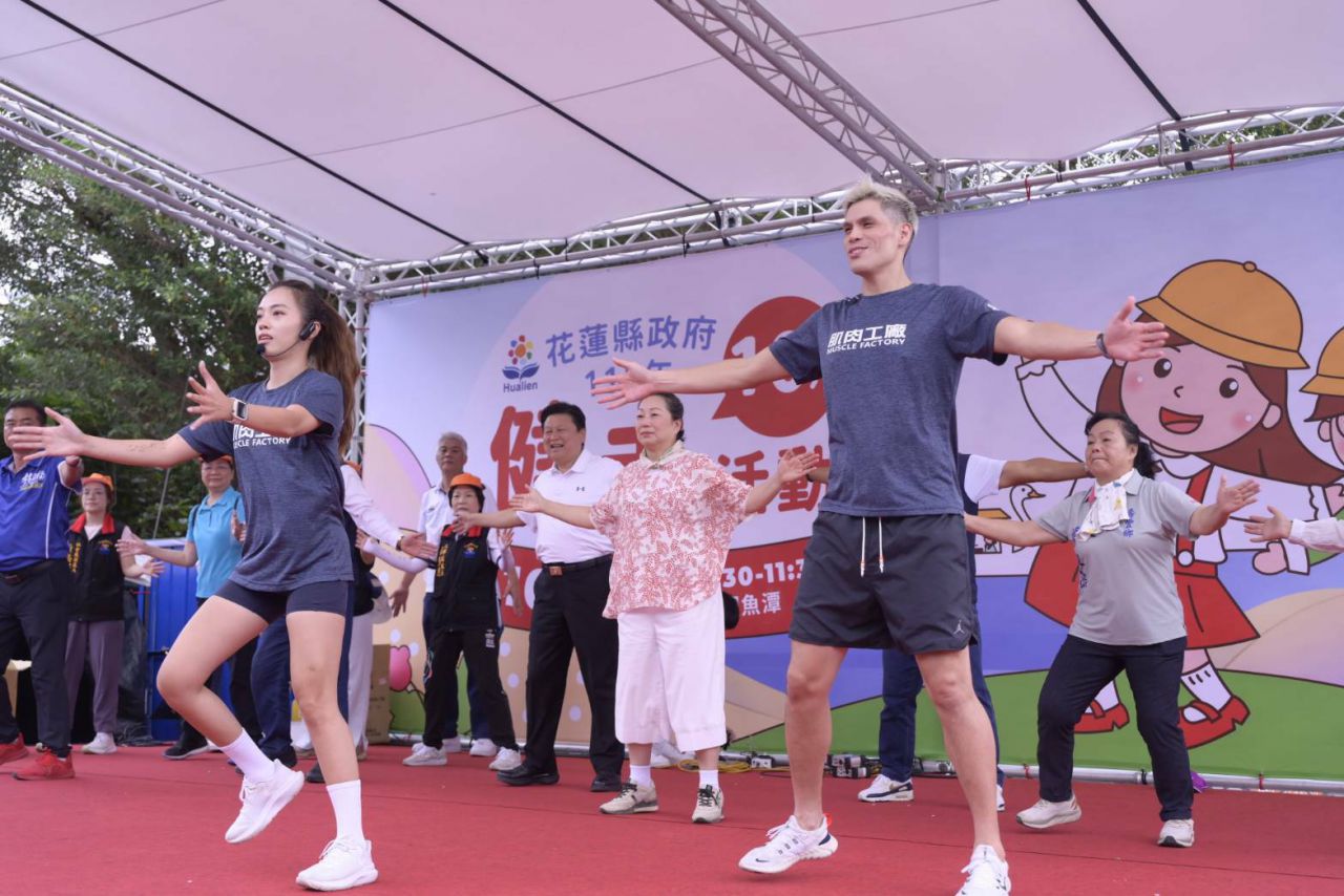 【光輝十月 健步同行 徐榛蔚凝聚鄉親共創活力】插图2