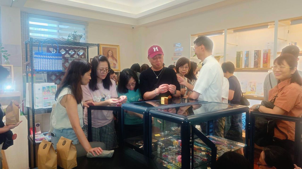 【香港油麻地聖保祿堂區朝聖團參訪FJM台灣總部 認識全人反射健康理念】插图2 【香港油麻地聖保祿堂區朝聖團參訪FJM台灣總部 認識全人反射健康理念】插图2