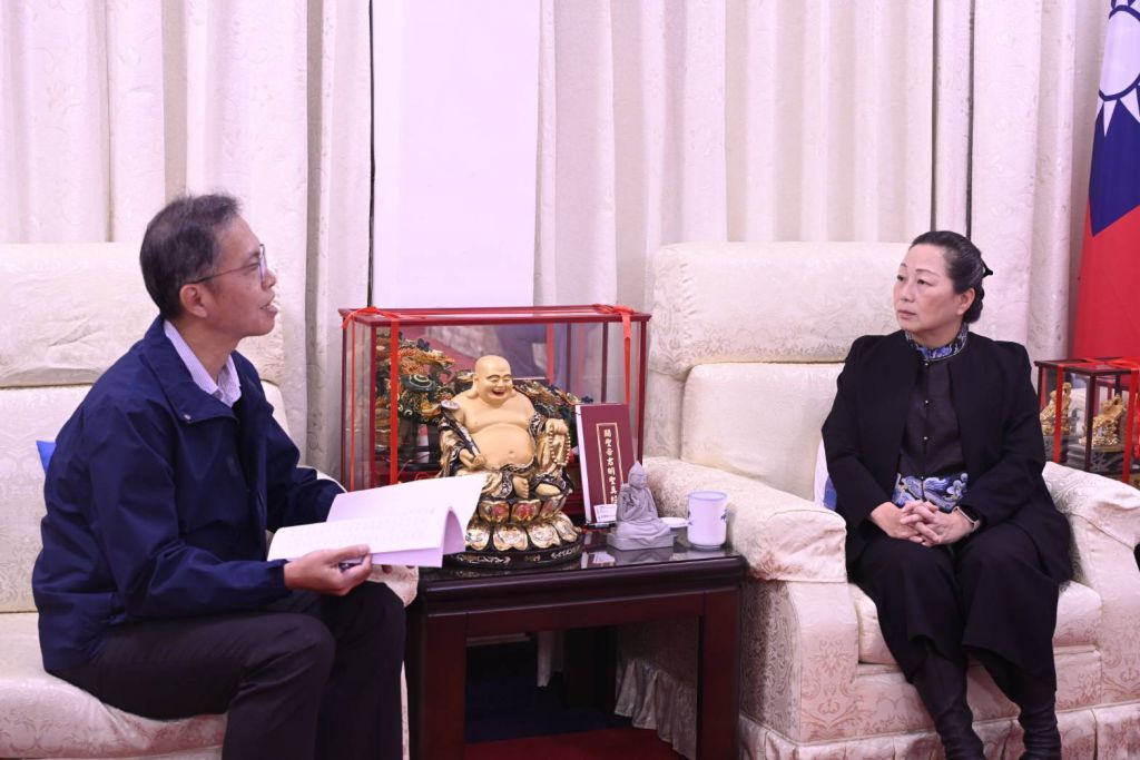 農業部水保署花蓮分署新任分署長鐘啟榮拜會花蓮縣政府 縣長徐榛蔚共勉為花蓮的治水防洪而努力