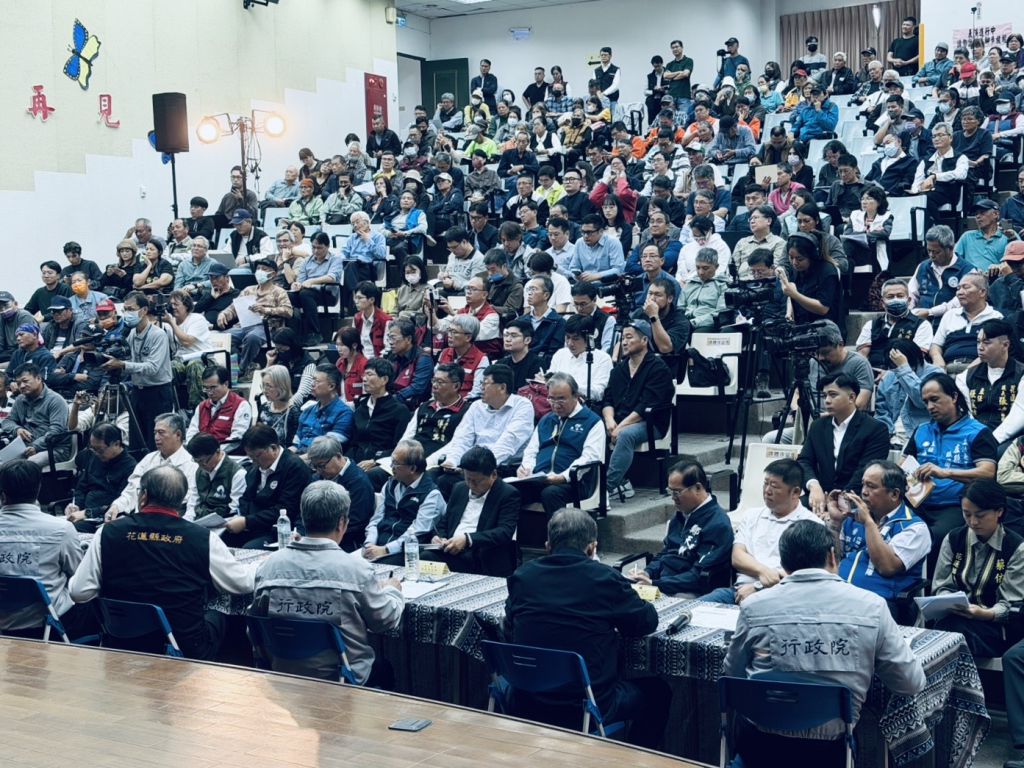 行政院未來將於每季召開1次「馬太鞍溪堰塞湖災後復原重建中央協調會報擴大會議」缩略图