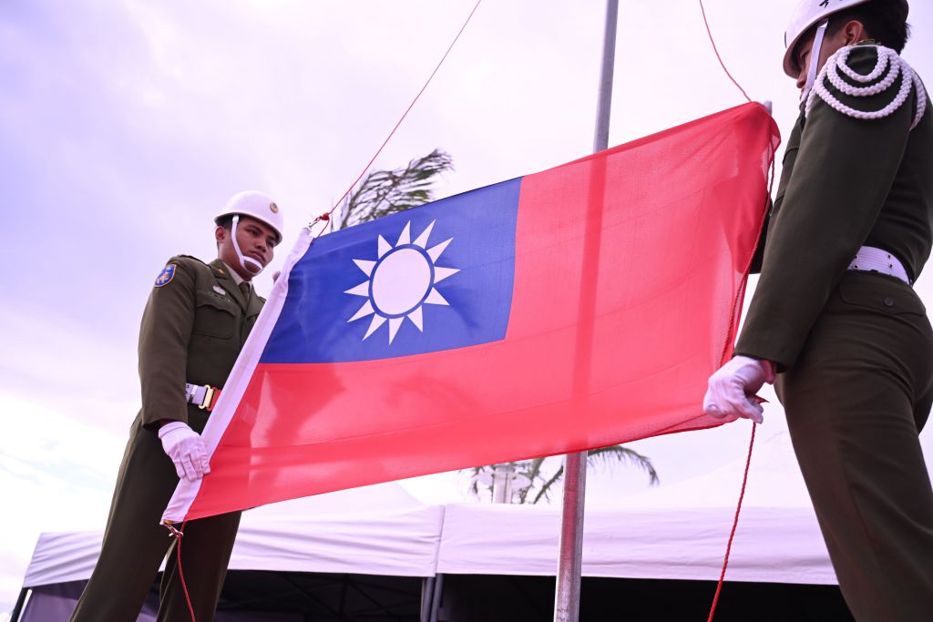 花蓮縣政府迎接2026健康新年元旦健走暨升旗典禮